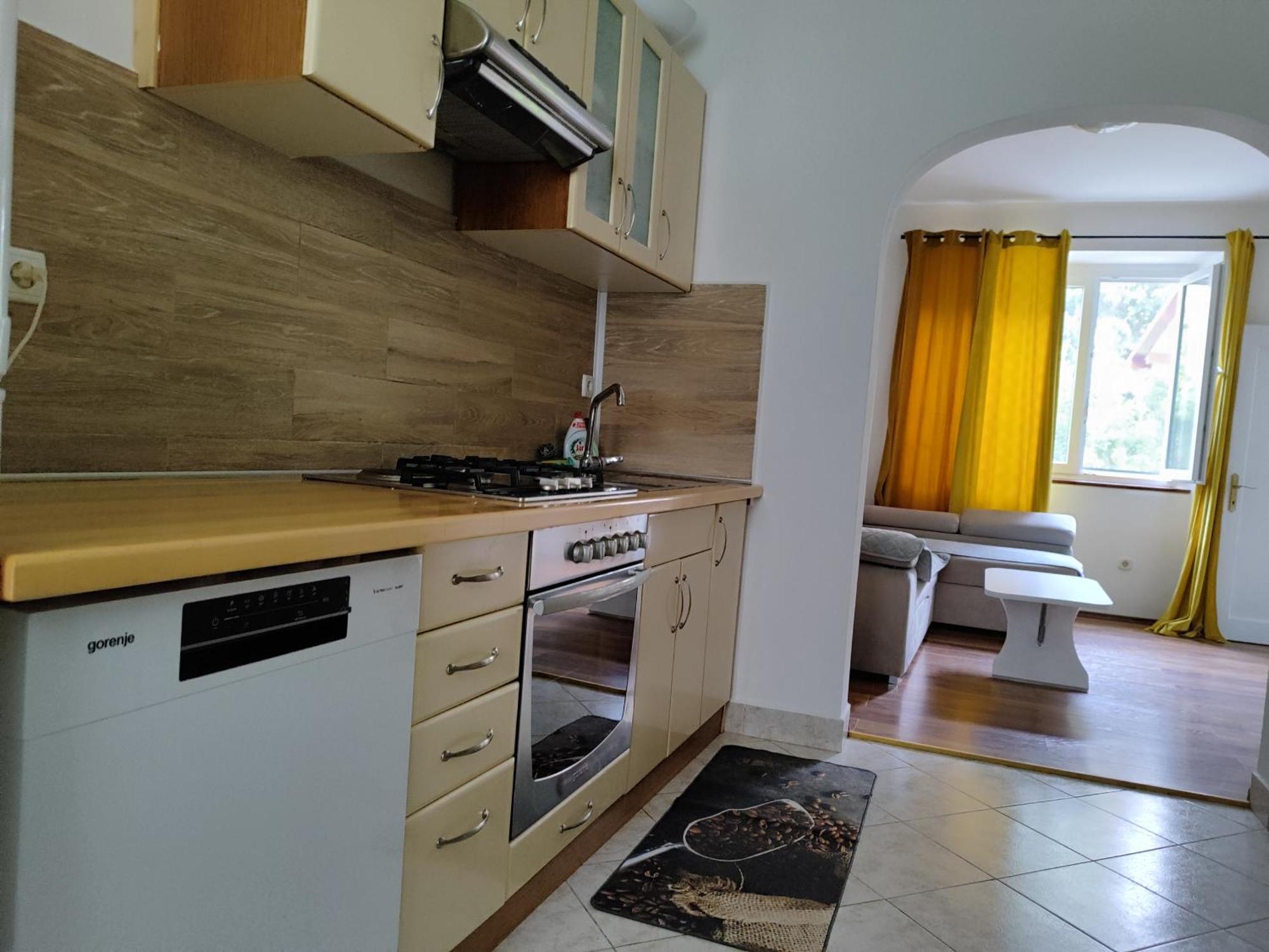 Apartman Daniel With Free Parking Mundanije Bagian luar foto